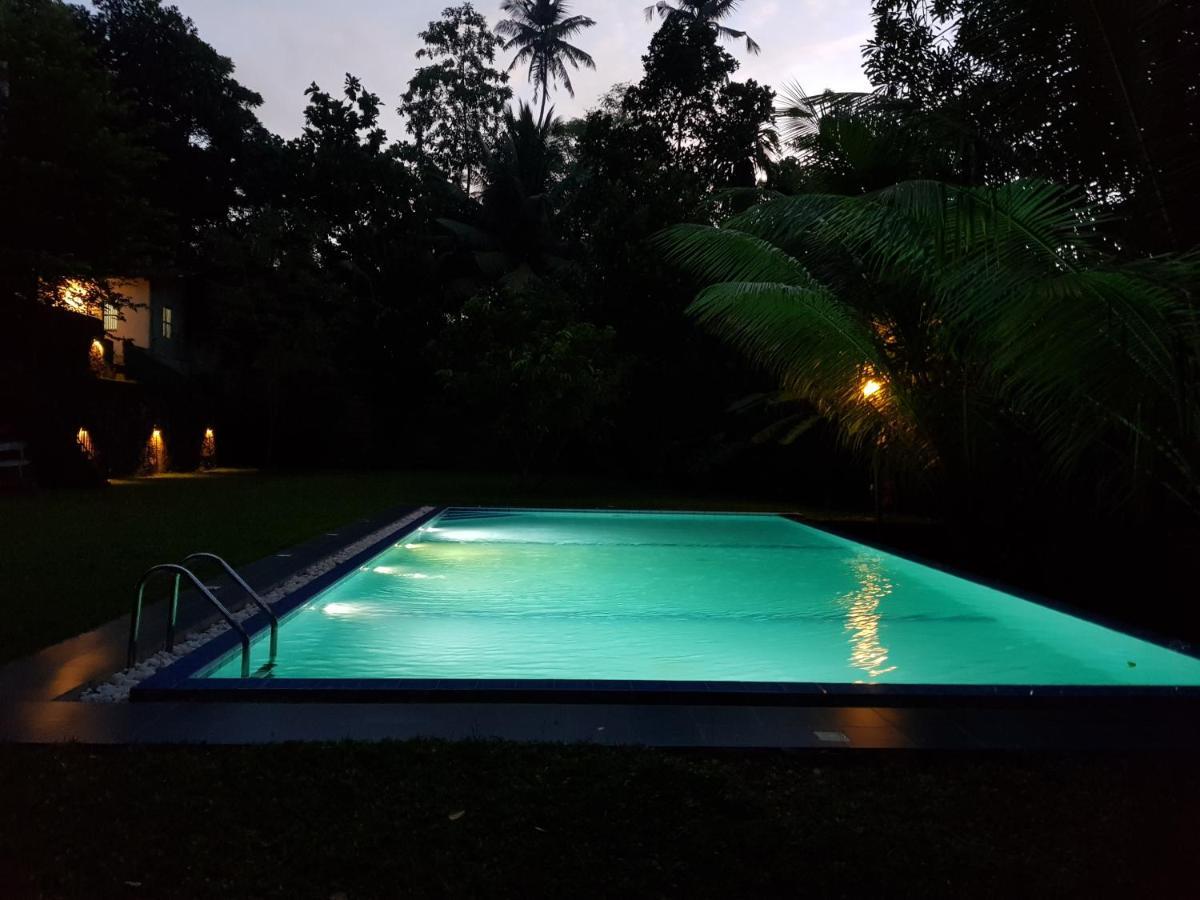 Hotel Chitra Ayurveda Bentota Esterno foto