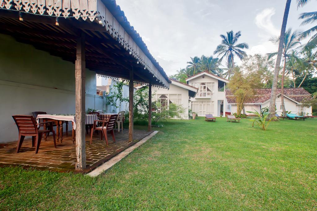 Hotel Chitra Ayurveda Bentota Esterno foto